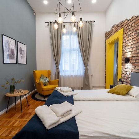 קלוז'-נאפוקה 5 Star Luxury Studio-Old Town Center מראה חיצוני תמונה