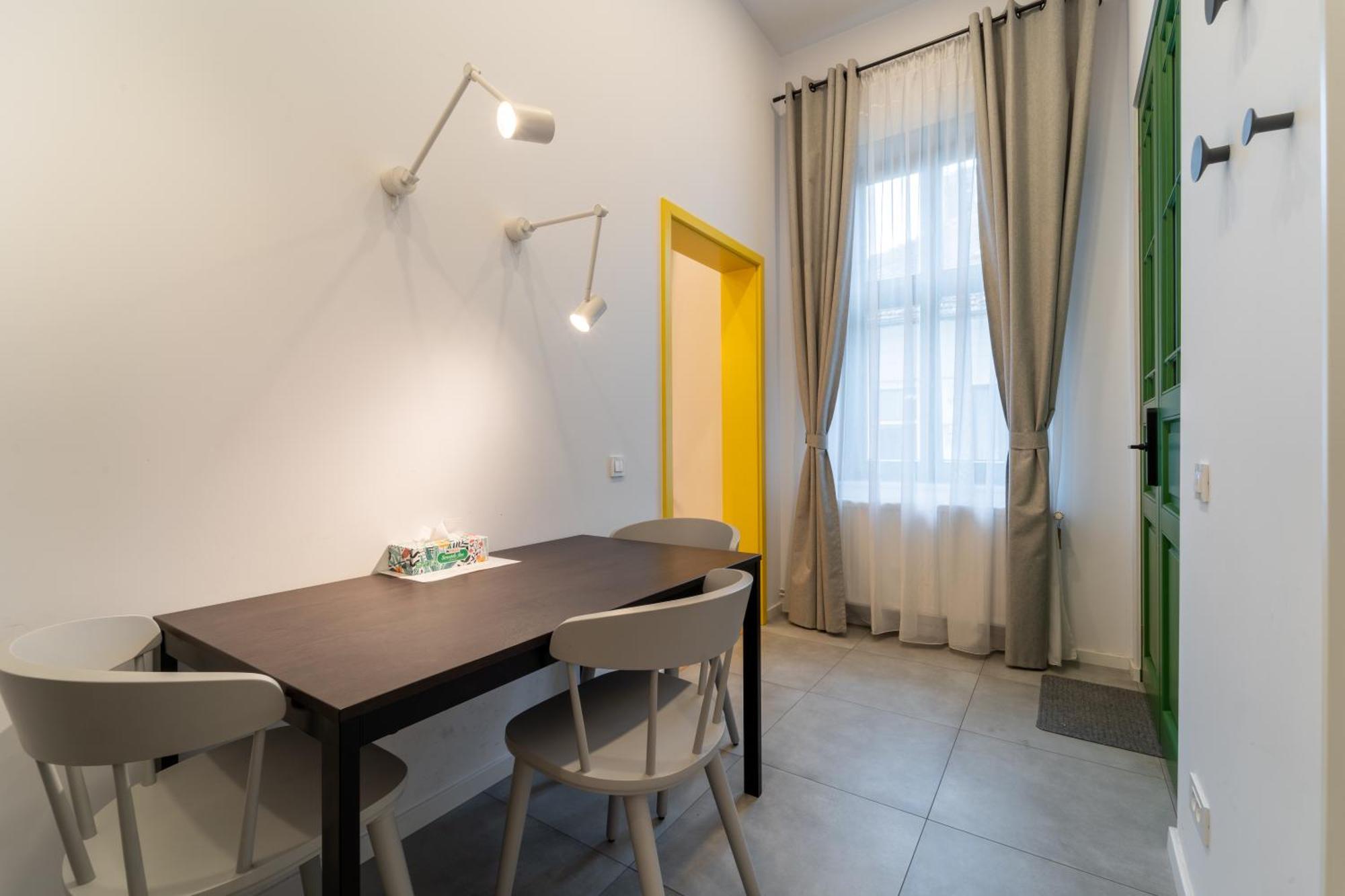 קלוז'-נאפוקה 5 Star Luxury Studio-Old Town Center מראה חיצוני תמונה
